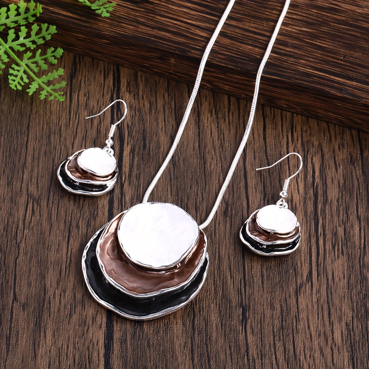 Boho sieradenset – oorbellen & ketting in retro multicolor stijl